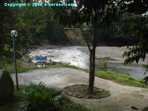 Fish Massage at Kampung Luanti, Ranau - the picturesque river